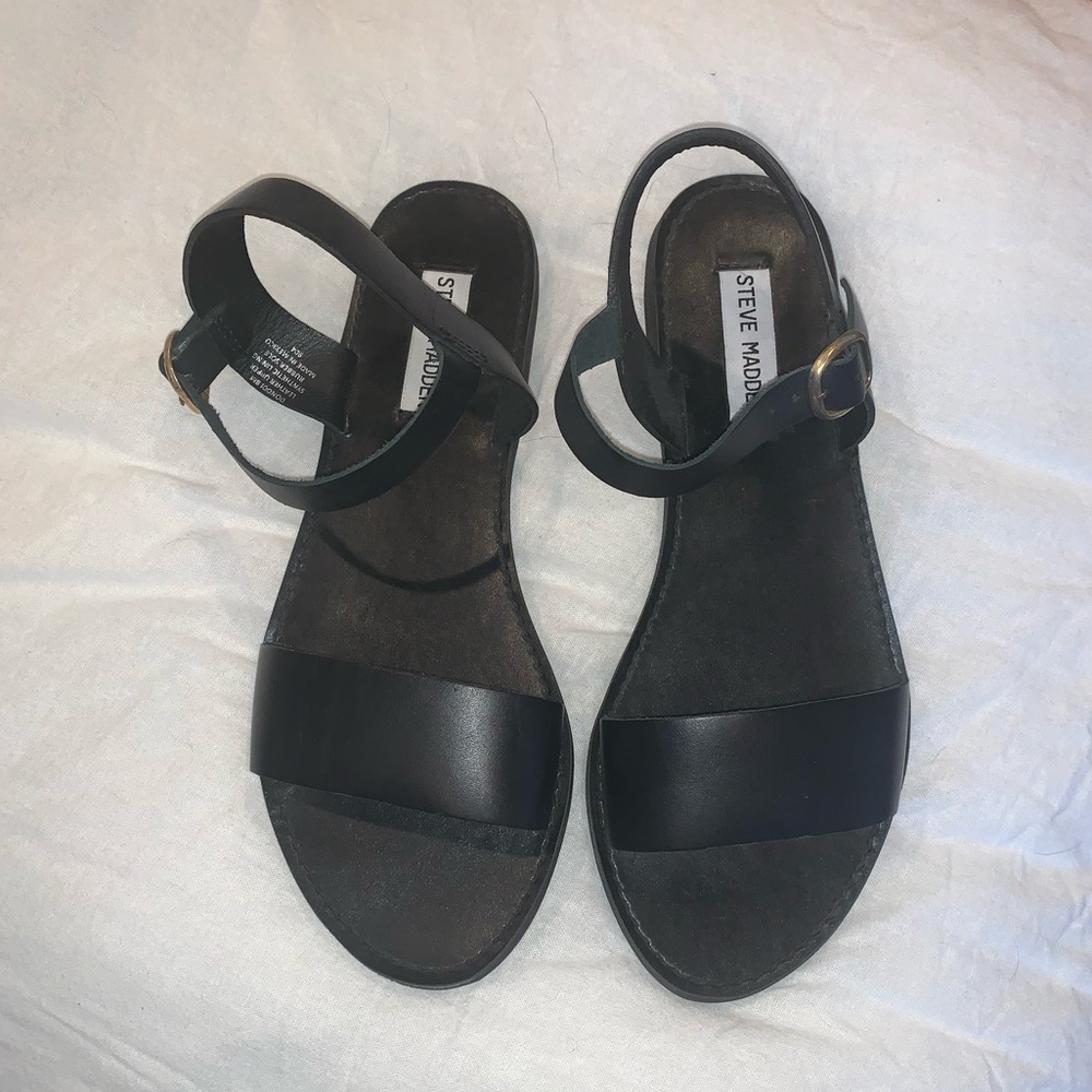 STEVE MADDEN SANDALS